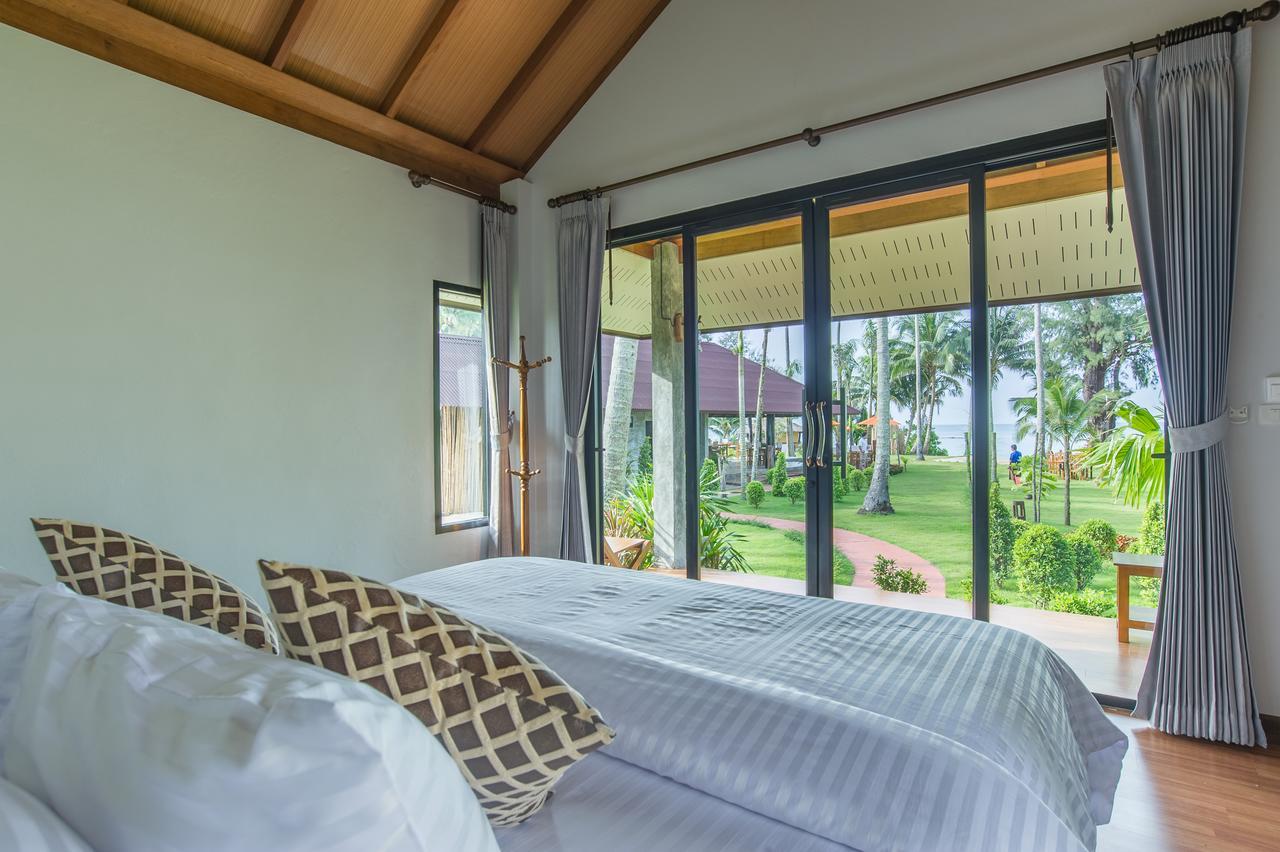 Medee Resort Ko Kut Luaran gambar